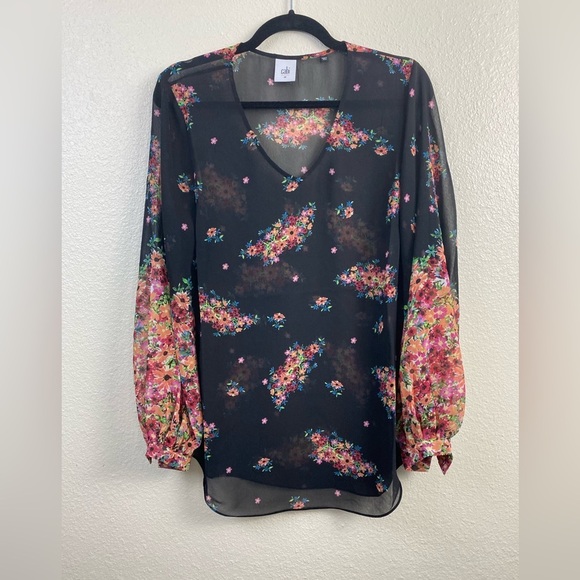 Cabi Boho Floral Peasant V-Neck Sheer Summer Vacation Peasant Top size Medium - Picture 10 of 10